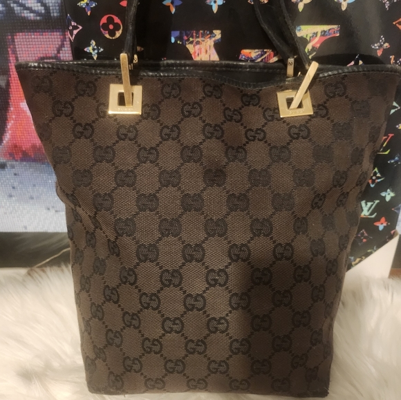 GUCCI MONOGRAM TOTE - Picture 10 of 10